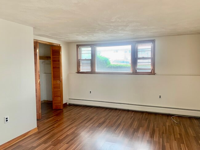 93 Sigourney St unit 1, Revere, MA 02151 - photo 4