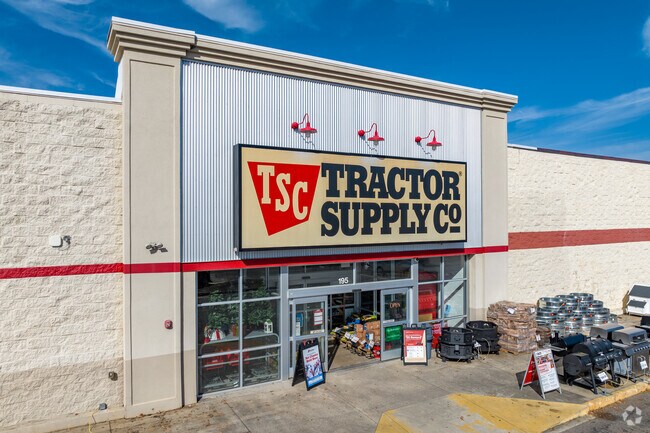The Belvedere Tractor Supply sits in the center of town at the Edgewood Square Shopping Center.