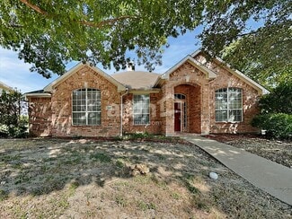 989 Dogwood Ln, Rockwall, TX 75087