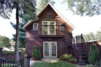 3707 Lawrence Ave Unit Cottage, Kensington, MD 20895