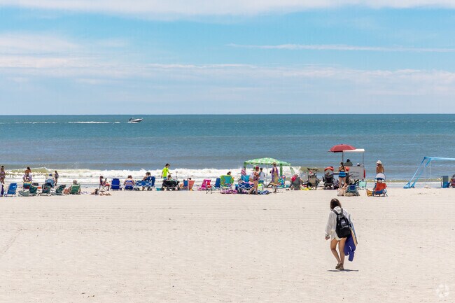 McKee City is just a short drive from Atlantic City for easy day trips to the beach.