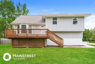 7351 N Mulberry Dr, Kansas City, MO 64118