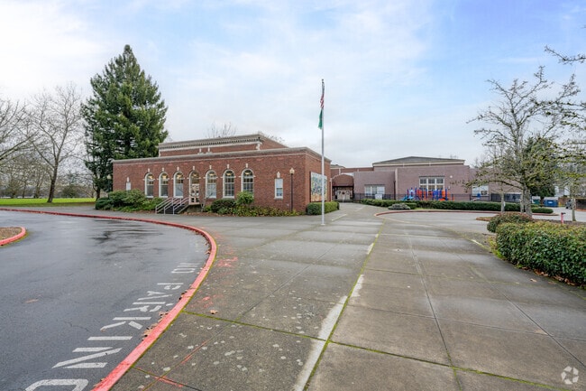 Dunlap Elementary School