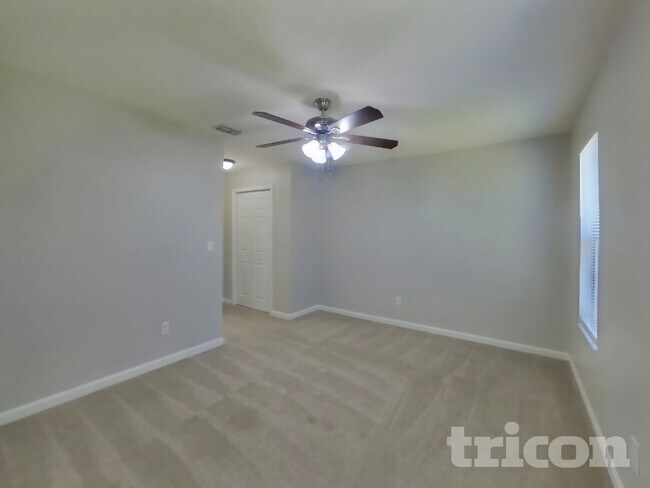 1553 Kingfisher Blvd, Orange Park, FL 32065 - photo 7