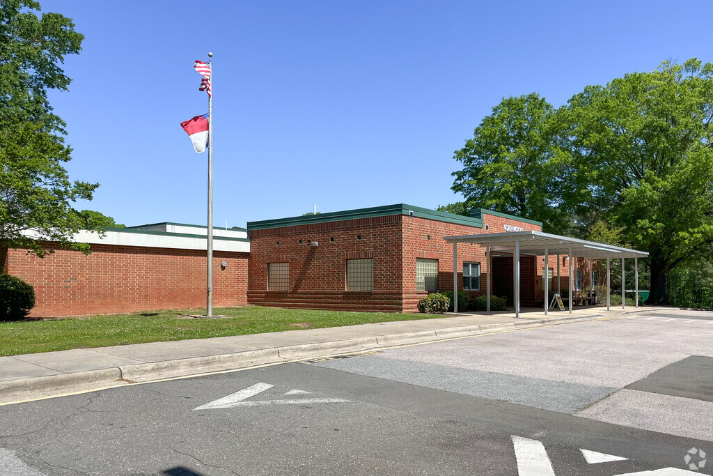 Northwoods Elementary School Rankings Reviews Homes Com   Northwoods Elementary School Cary Nc 