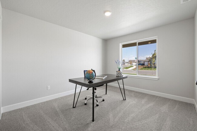 893 NE Laurel Springs Dr, Hermiston, OR 97838 - photo 4