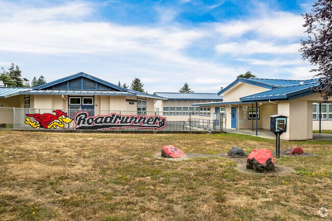 Sunny Brae Middle School is home of the roadrunners.