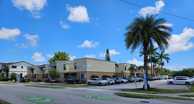 Miramar 6141, Miramar, FL 33023 - photo 2