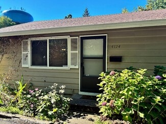 4122-4130 SE Howe St Unit 4124, Milwaukie, OR 97222