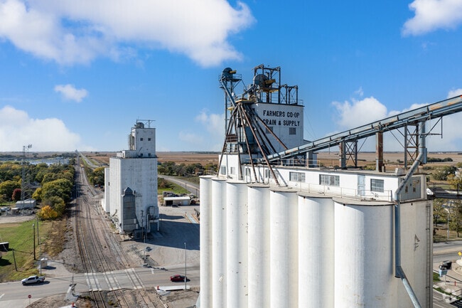 Grain elevators underscore Minden’s ties to regional agriculture.