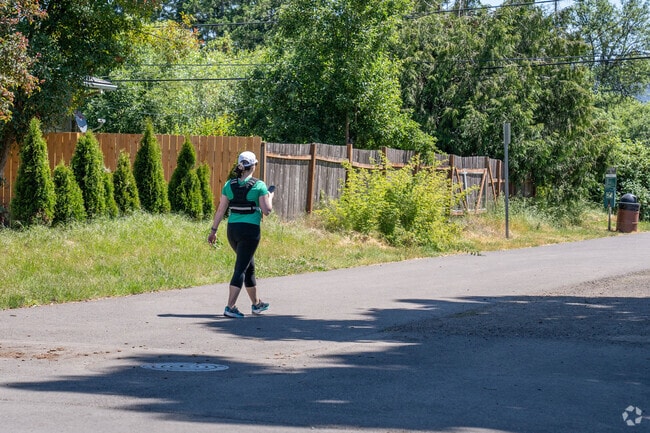 Many runners enjoy the paved paths at Fanno Creek.