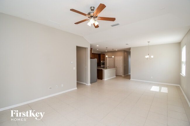 140 Brentley Ln, Orange Park, FL 32065 - photo 4