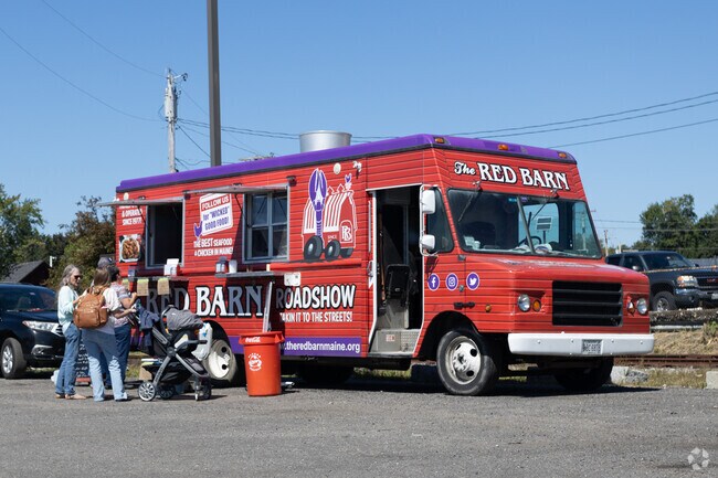 The Red Barn Food truck is a local favorite in Lisbon.