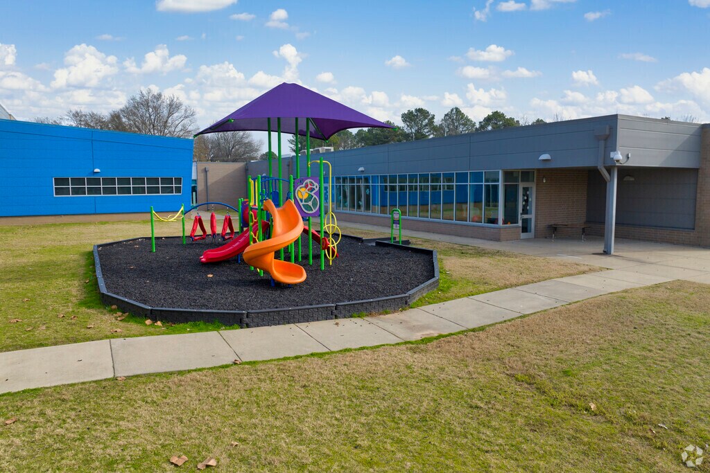 Welcome to Meadow Park Elementary School.