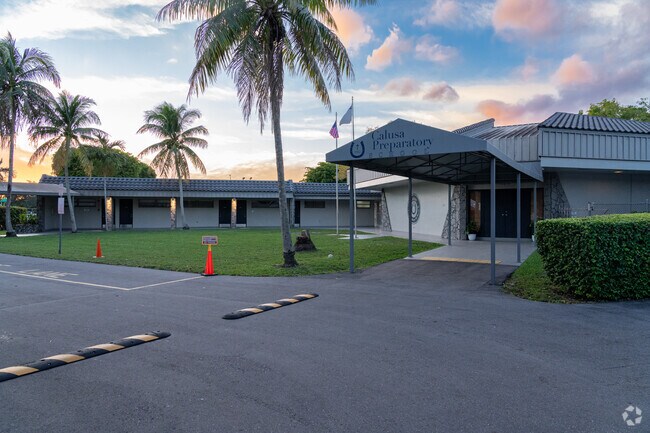 The main entrance to Calusa Preparatory.