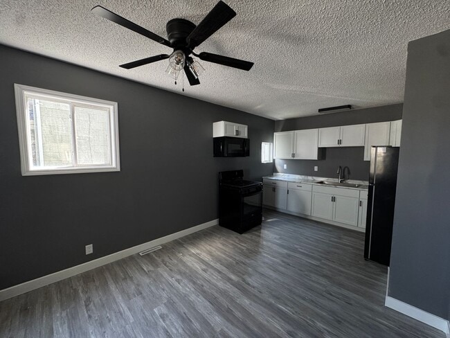 620 1st Ave, Silvis, IL 61282 - photo 3