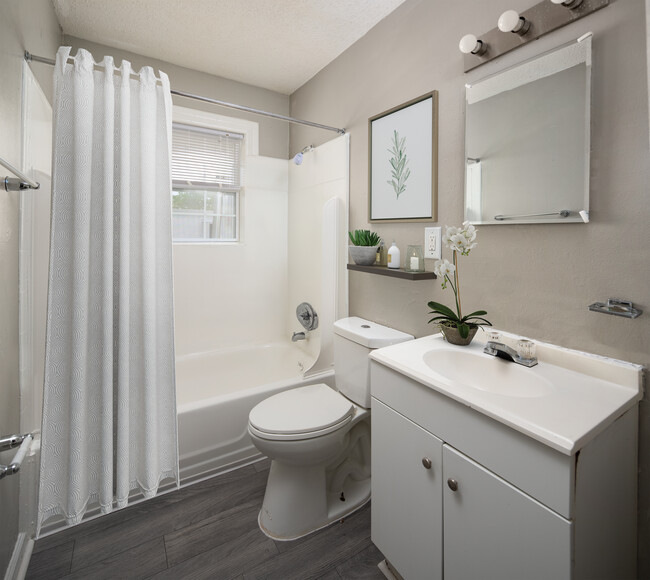 Lanier Terrace, Gainesville, GA 30501 - photo 7