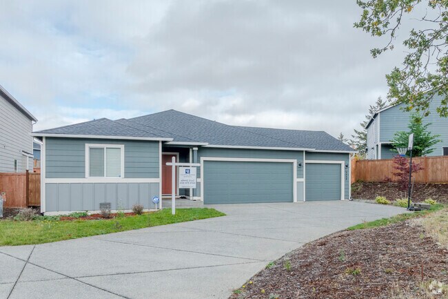Quaint little homes just outside Nisqually Indian Community.