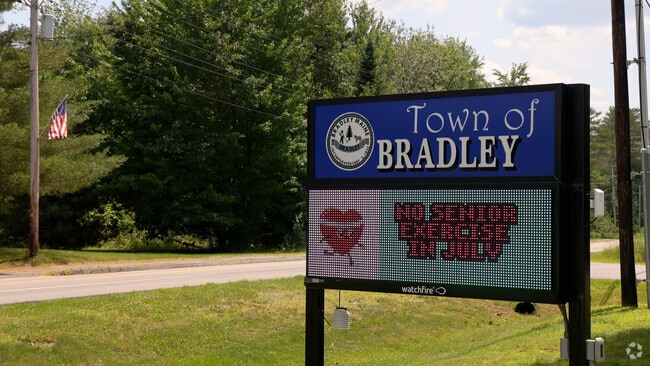 NH_Bradley_553845_P2_V2_BD_07252024