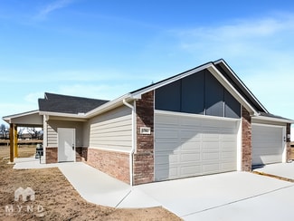 5782 E Bristol Cir, Bel Aire, KS 67220