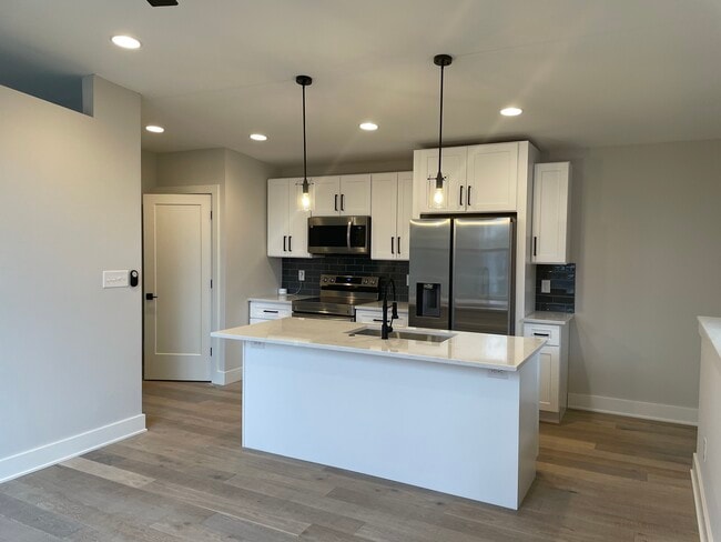 1142 English Ave unit 1142 English Ave Uni, Indianapolis, IN 46203 - photo 2