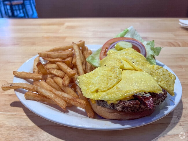 The burgers at Schooner's Grill in Boulevard are popular with residents.