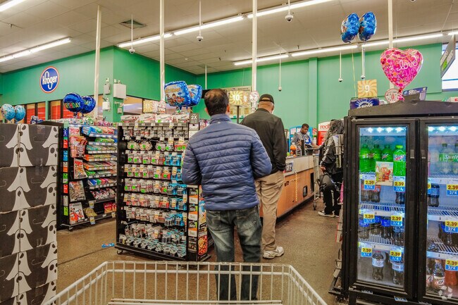 Pontiac Place residents love to shop at Kroger in Fort Wayne.