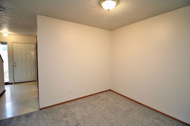 470-470 W Gloucester St unit 430, Gladstone, OR 97027 - photo 6