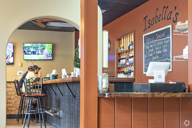 Forest Oaks folks love grabbing a beer and slice of pizza at Isabella's Pizza Pub.