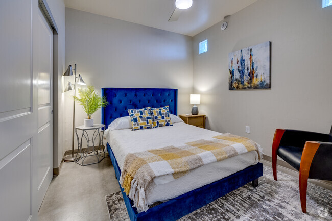 Bedroom - 1BR, 1BA - 664SF