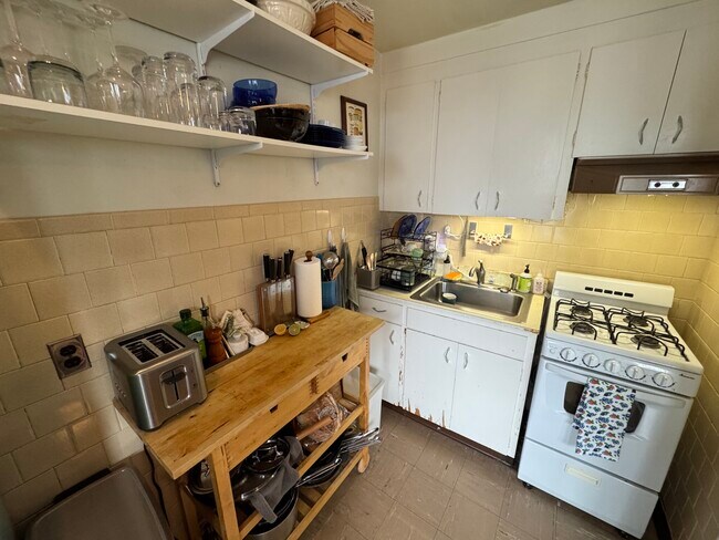 55 Cedar St unit 2, Somerville, MA 02143 - photo 6