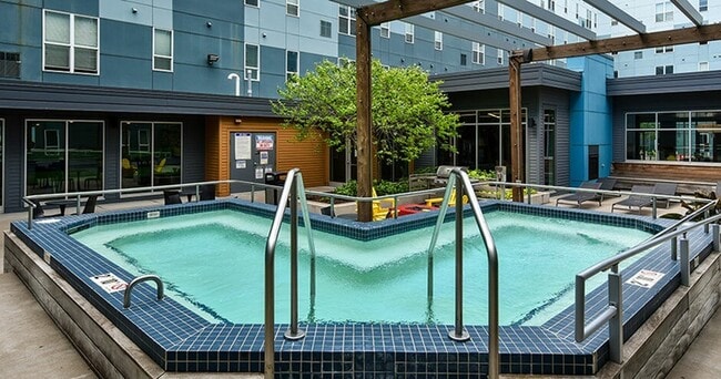 Radius, Minneapolis, MN 55414 - photo 6