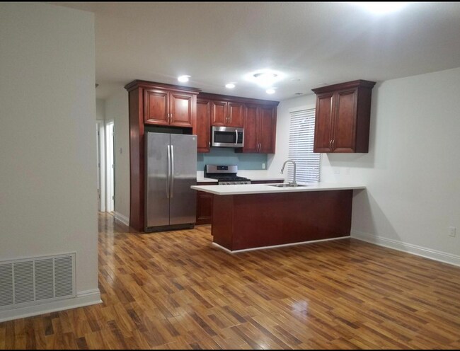 259 Chautauqua Ave unit 1, Portsmouth, VA 23707 - photo 6