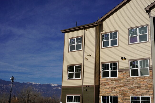 Bentley Commons, Colorado Springs, CO 80910 - photo 3