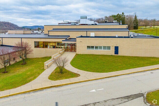 Franklin Regional Middle School is dedicated to providing students with a bright future.