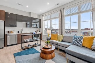 1235 W 73rd St, Cleveland, OH 44102