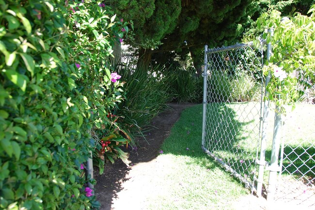 Unit A - Private Yard