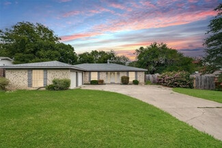 9704 Leland Ln, Benbrook, TX 76126