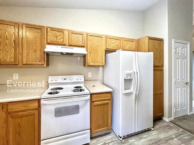 3732 Riviera Grove unit 201, Colorado Springs, CO 80922 - photo 3