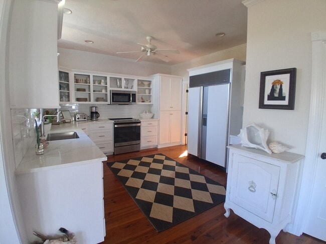 12 Seahorse Ct, Isle of Palms, SC 29451 - photo 6