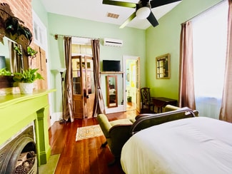 1437 N Prieur St Unit 2, New Orleans, LA 70116