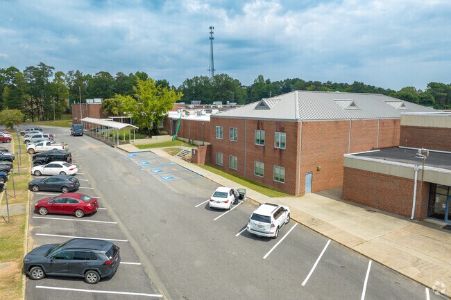 A great education is provided at Jefferson County International Baccalaureate School.