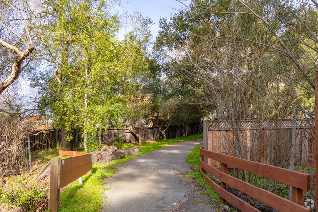 Eucalyptus Creek Trailhead is a short walking path that stretches behind homes in Fruitvale West.