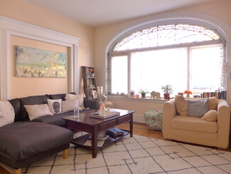 26 Marion St Unit 1, Brookline, MA 02446