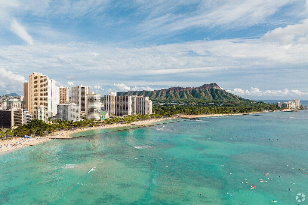 About Waikiki | Schools, Demographics, Things to Do - Homes.com