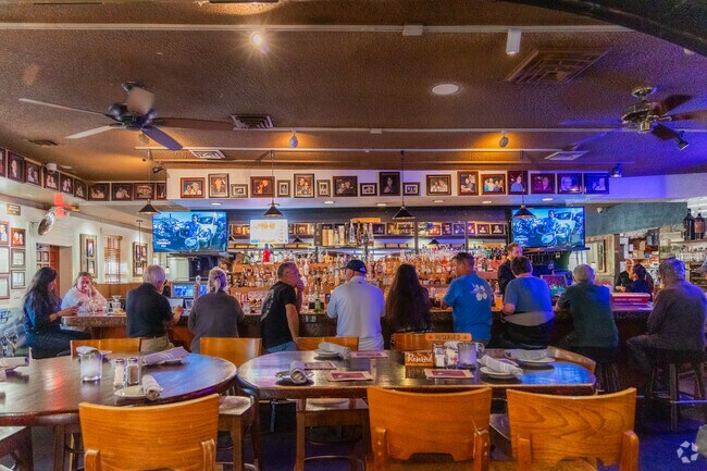 Tranca's Steak House in Von Uhlit Ranch has a full bar.