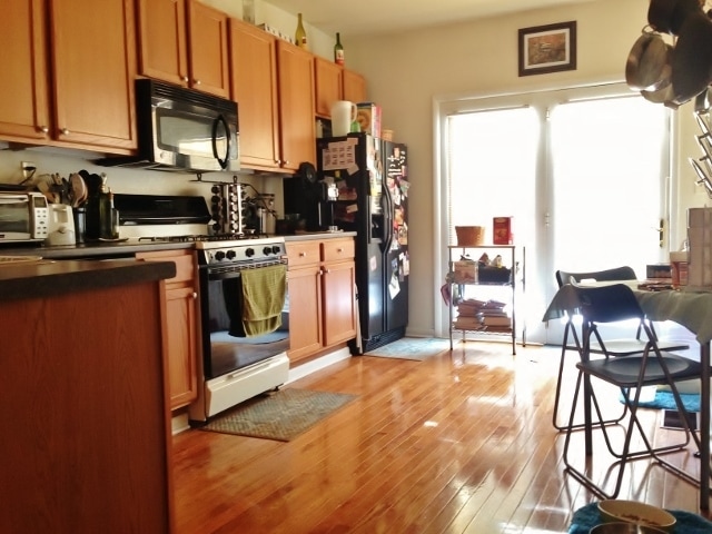 1924 Harcum Way, Pittsburgh, PA 15203 - photo 1