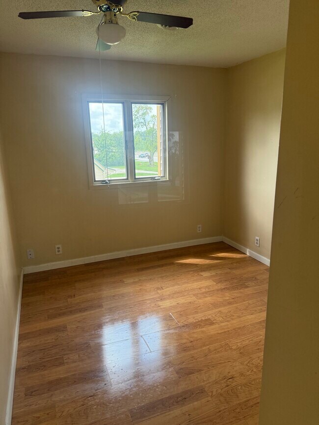 8362 S Us Highway 41, Terre Haute, IN 47802 - photo 7