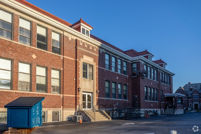 The student population of Prince of Peace Catholic Montessori is 38.