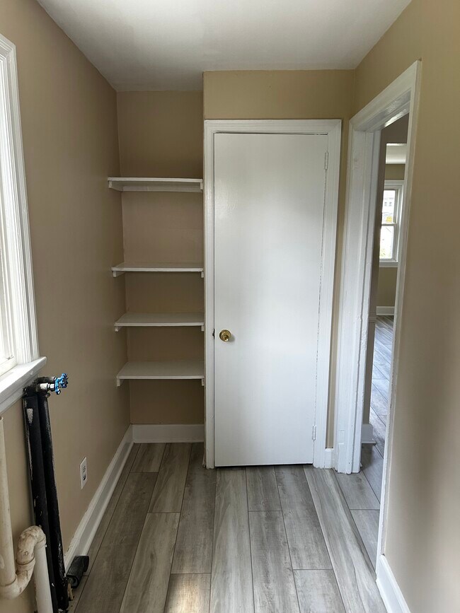 1925 Valley Rd unit 3, Coatesville, PA 19320 - photo 6